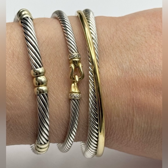 David Yurman
Crossover Bracelet with 18K Gold - Picture 7 of 8